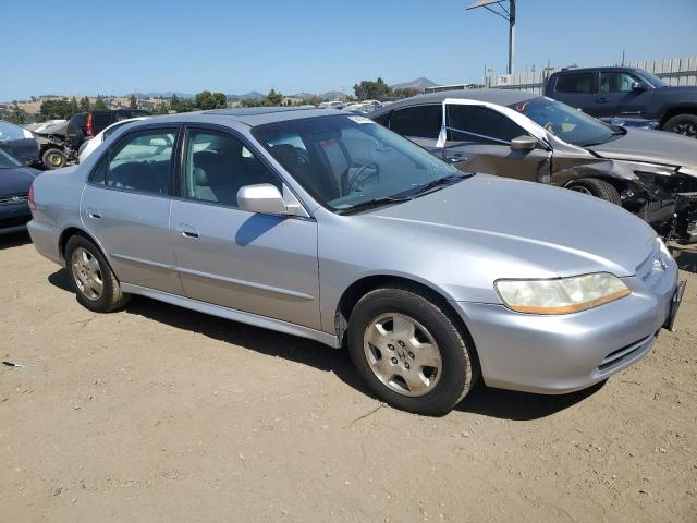 Photo 3 VIN: 1HGCG16562A050143 - HONDA ACCORD EX 