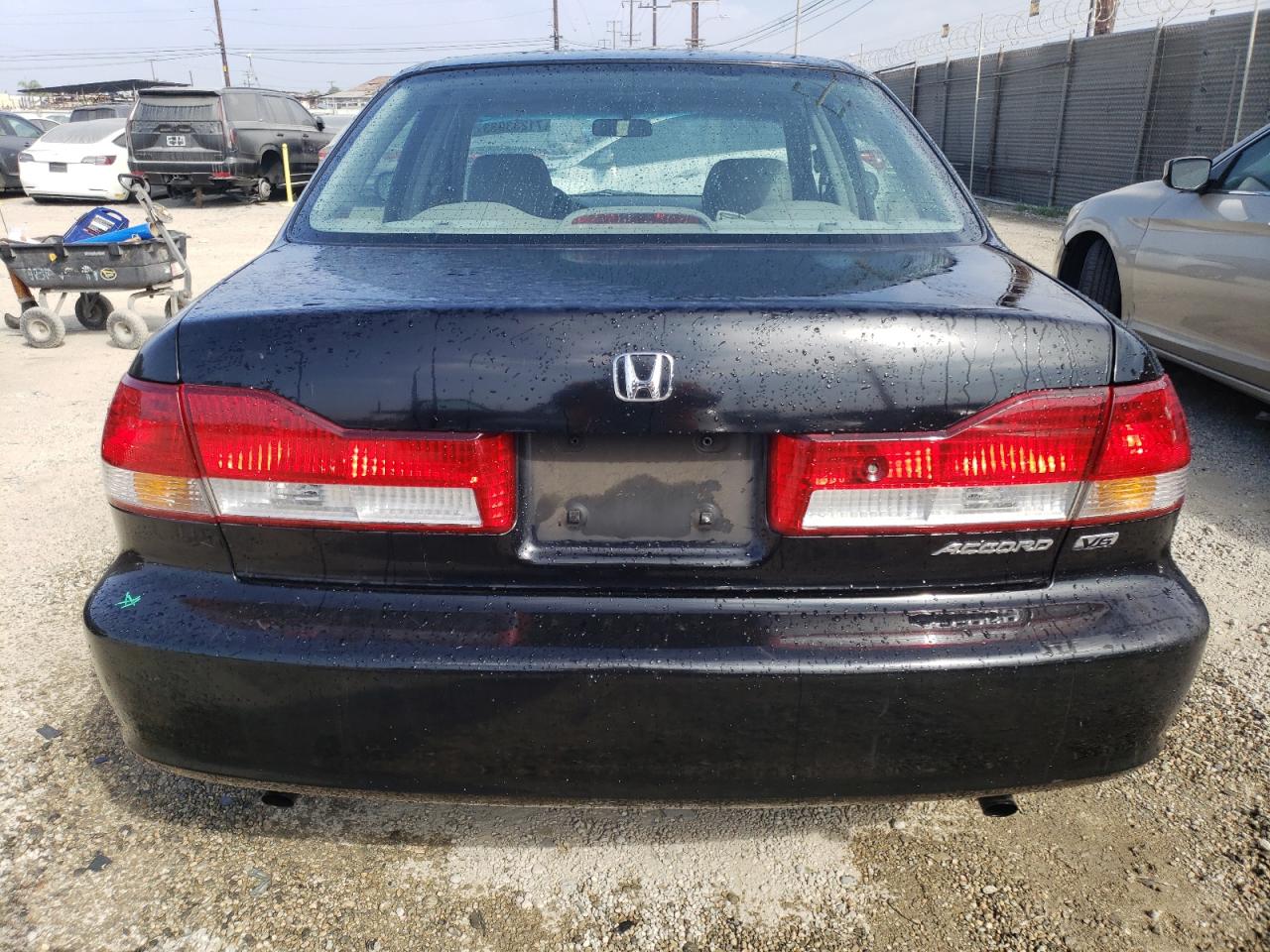 Photo 17 VIN: 1HGCG16562A051020 - HONDA ACCORD EX 