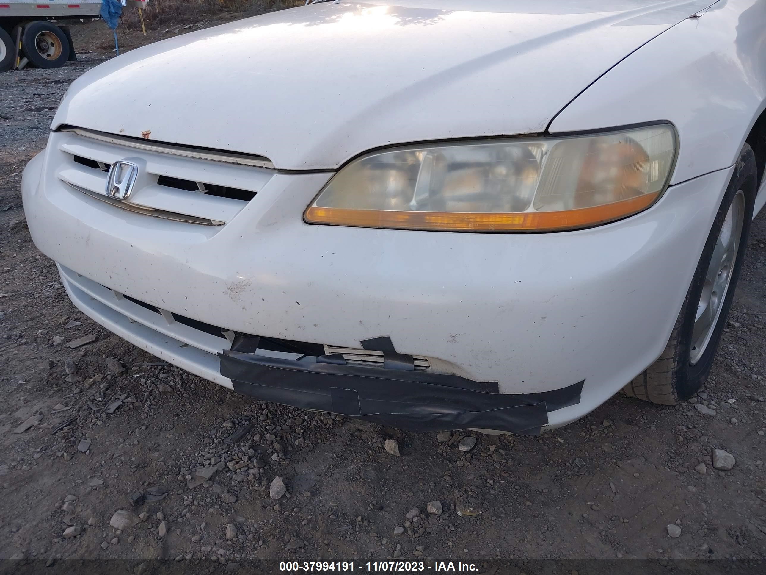 Photo 5 VIN: 1HGCG16562A052846 - HONDA ACCORD 