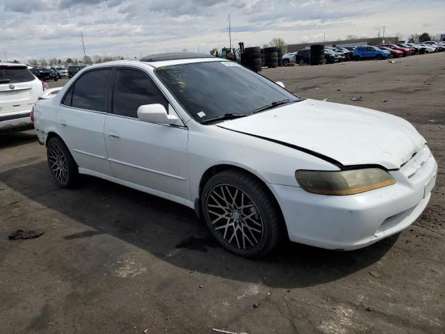 Photo 3 VIN: 1HGCG1656YA013442 - HONDA ACCORD 