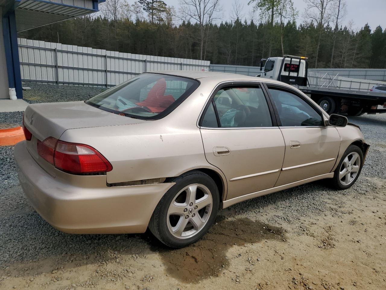 Photo 2 VIN: 1HGCG1656YA048014 - HONDA ACCORD 