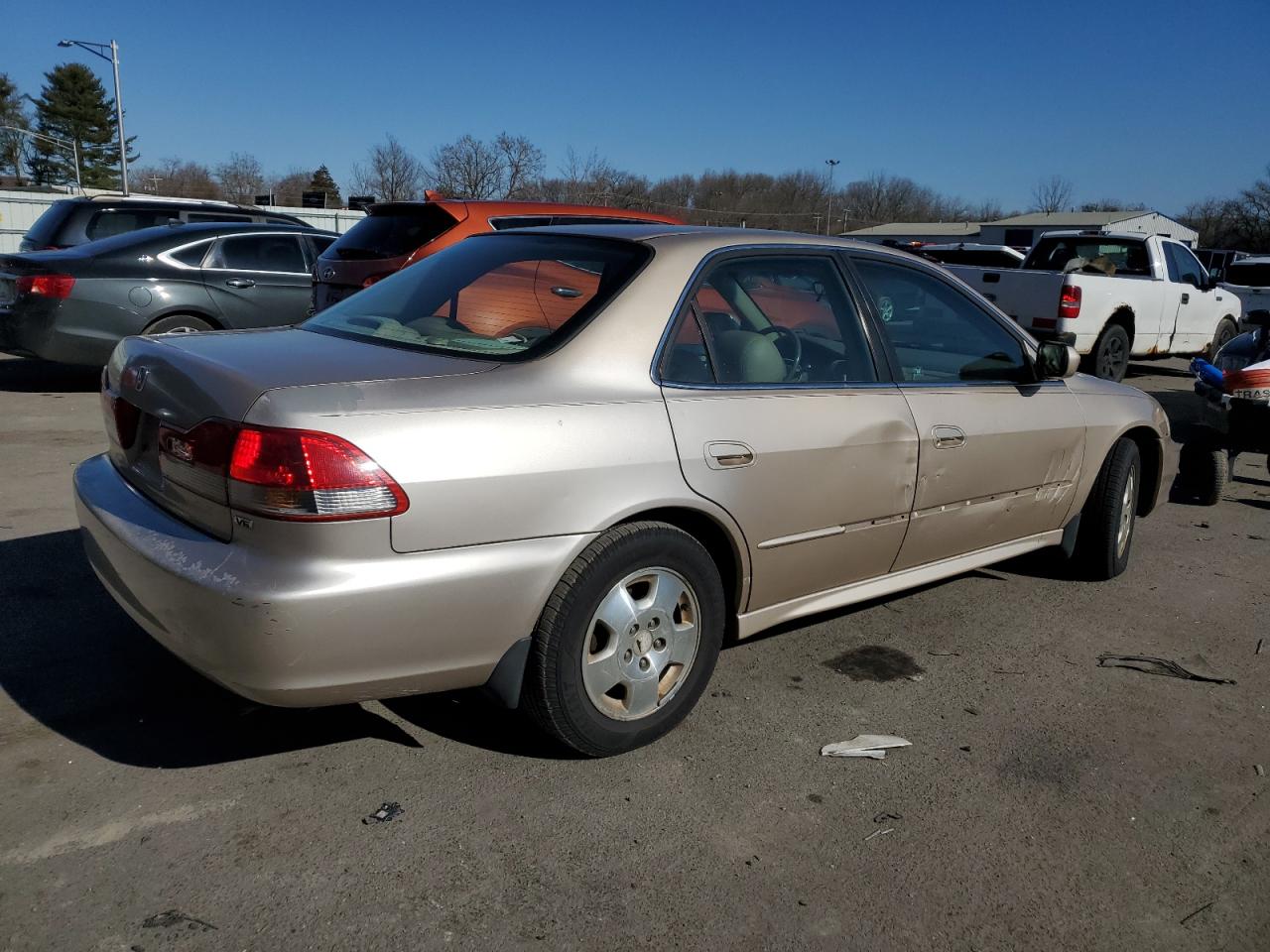 Photo 2 VIN: 1HGCG16572A061829 - HONDA ACCORD 