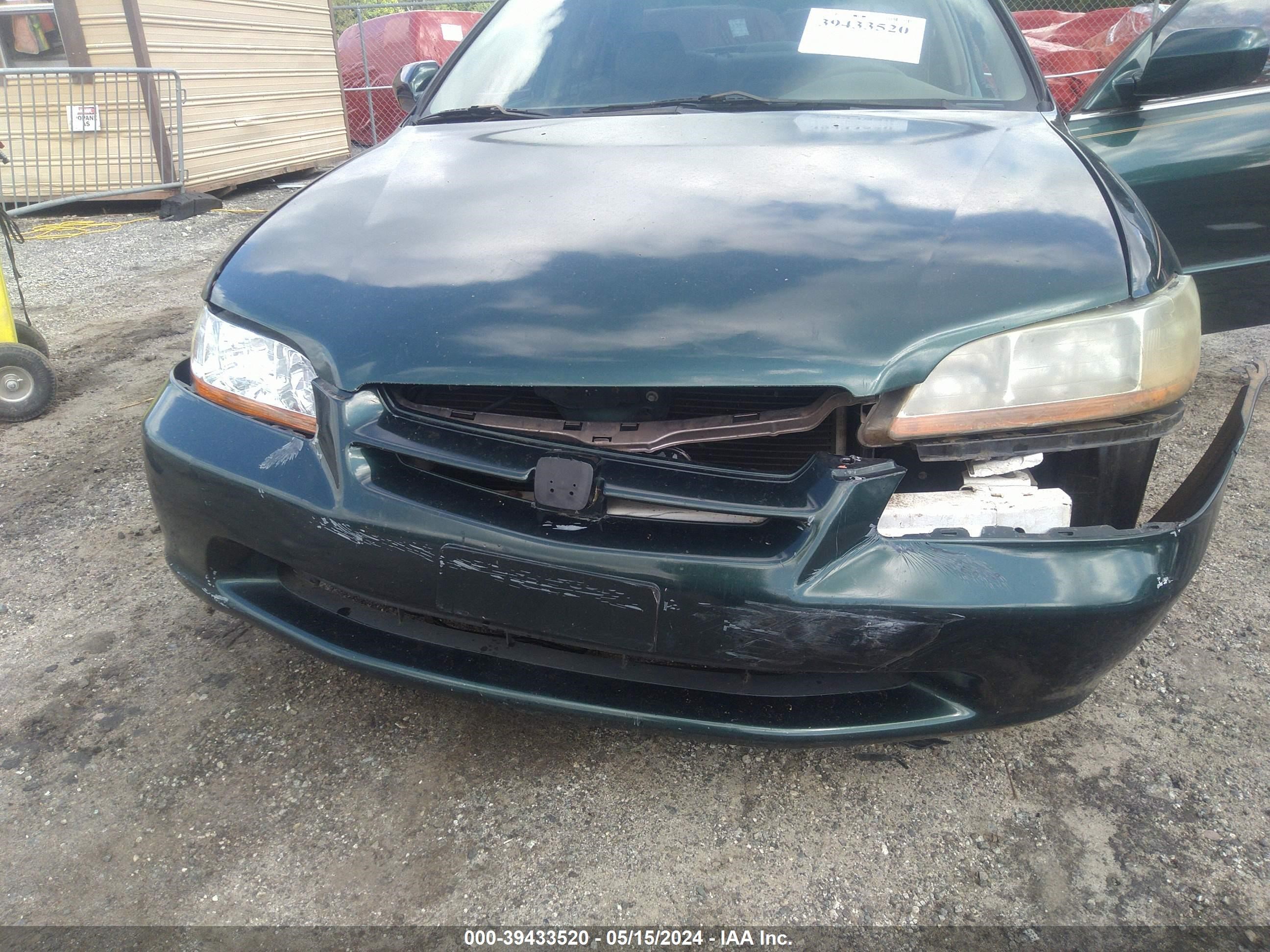 Photo 5 VIN: 1HGCG16572A070191 - HONDA ACCORD 