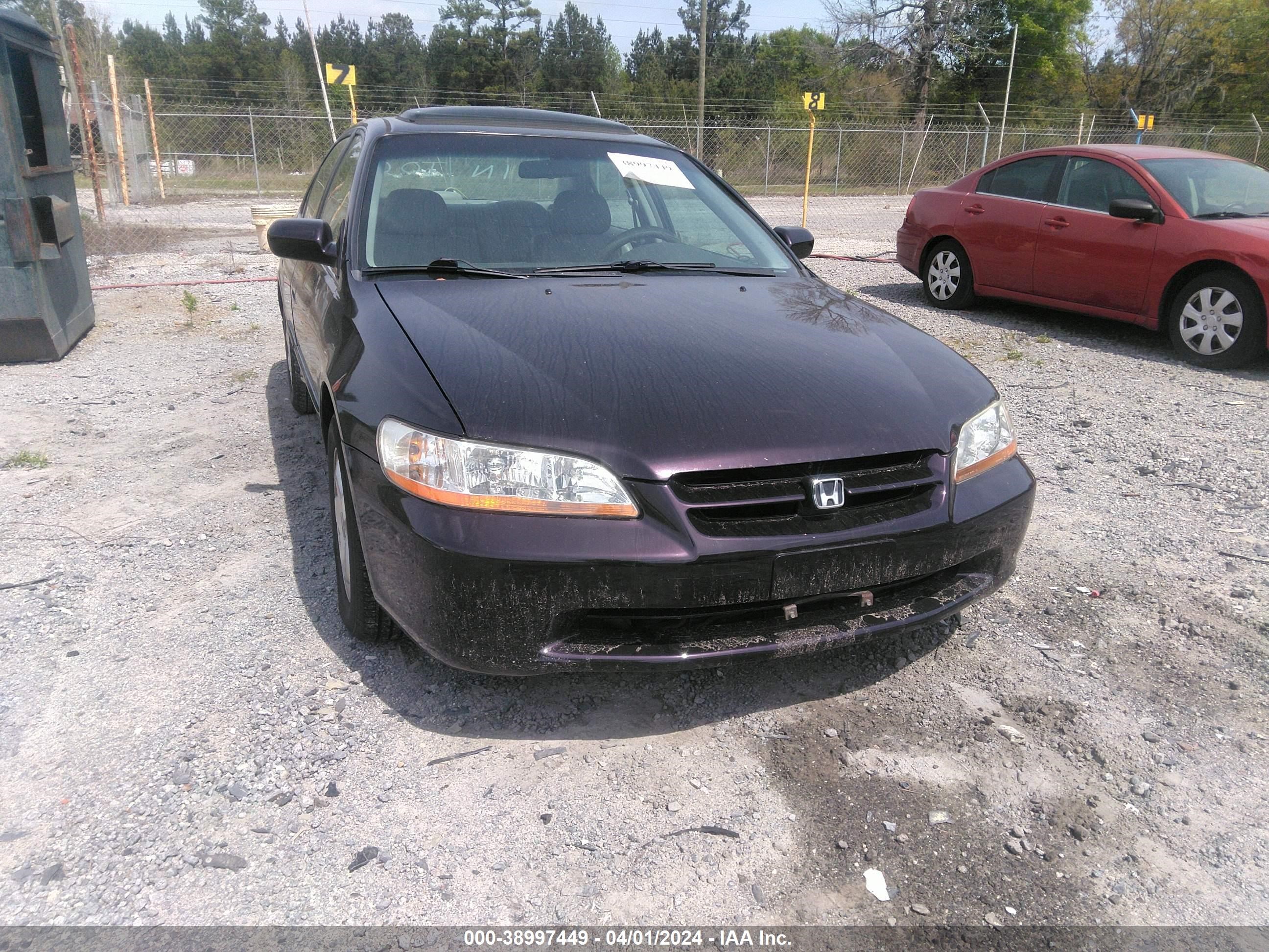 Photo 5 VIN: 1HGCG1657WA017089 - HONDA ACCORD 