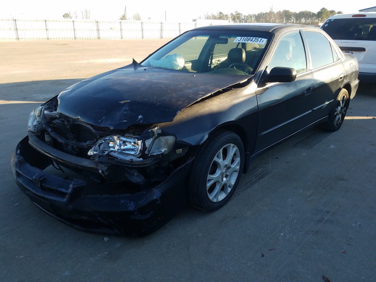 Photo 1 VIN: 1HGCG1657WA066907 - HONDA ACCORD EX 