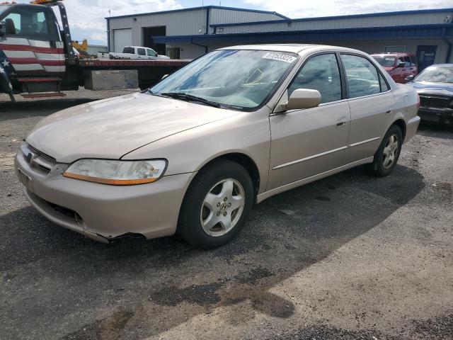 Photo 1 VIN: 1HGCG1657YA017211 - HONDA ACCORD 