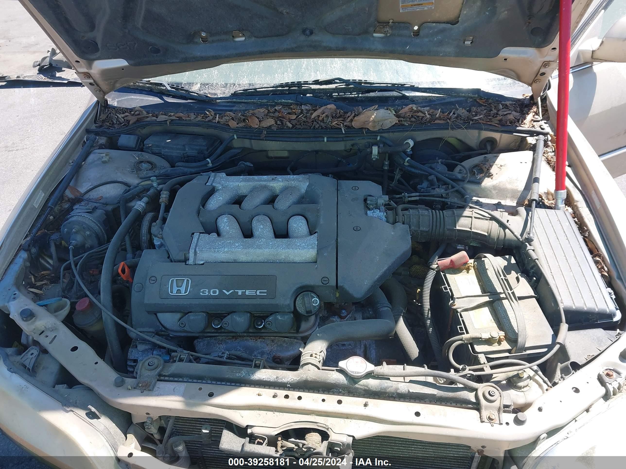 Photo 9 VIN: 1HGCG1657YA047325 - HONDA ACCORD 