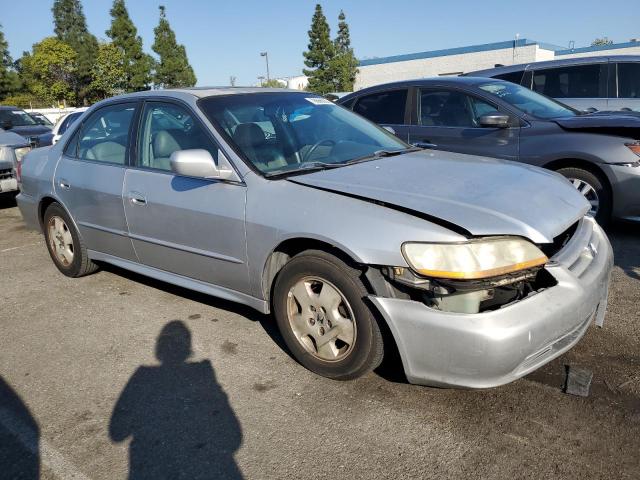 Photo 3 VIN: 1HGCG16582A040021 - HONDA ACCORD 