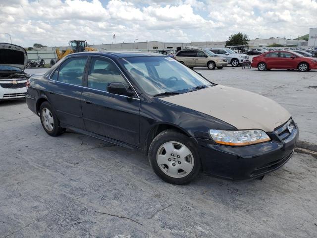 Photo 3 VIN: 1HGCG16582A040505 - HONDA ACCORD 