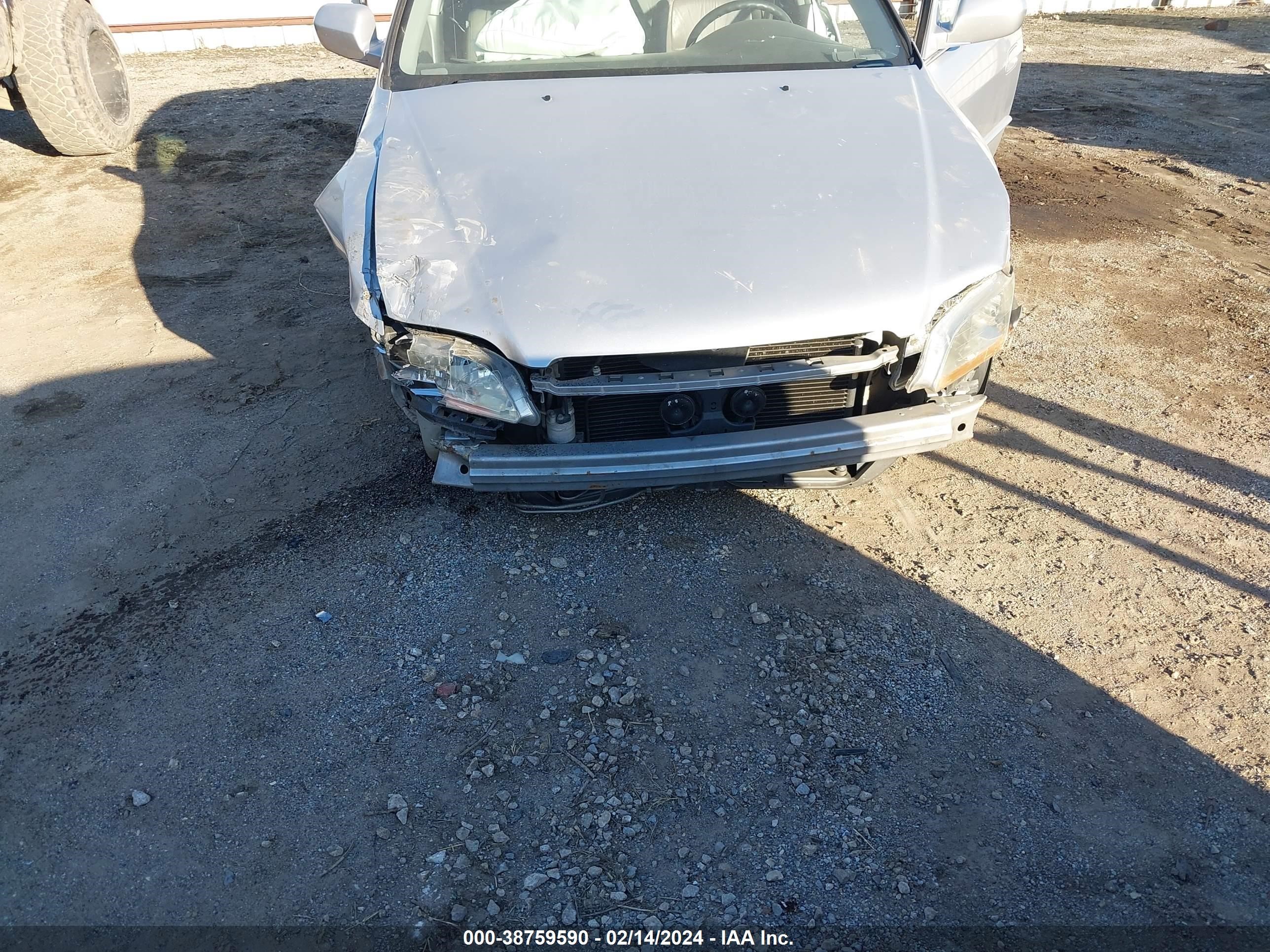 Photo 12 VIN: 1HGCG16582A047857 - HONDA ACCORD 