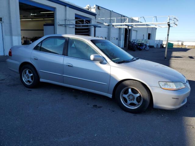 Photo 3 VIN: 1HGCG1658WA003234 - HONDA ACCORD EX 