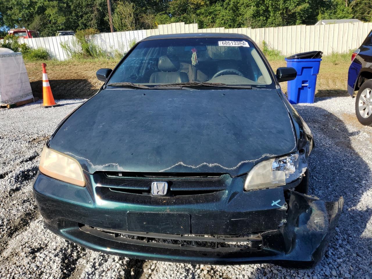 Photo 4 VIN: 1HGCG1658WA053082 - HONDA ACCORD 