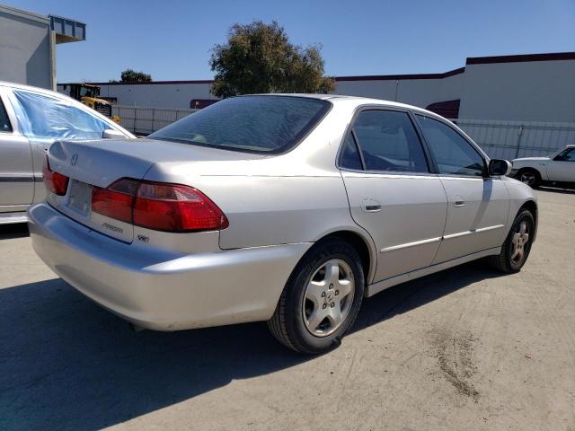 Photo 2 VIN: 1HGCG1658WA074160 - HONDA ACCORD 