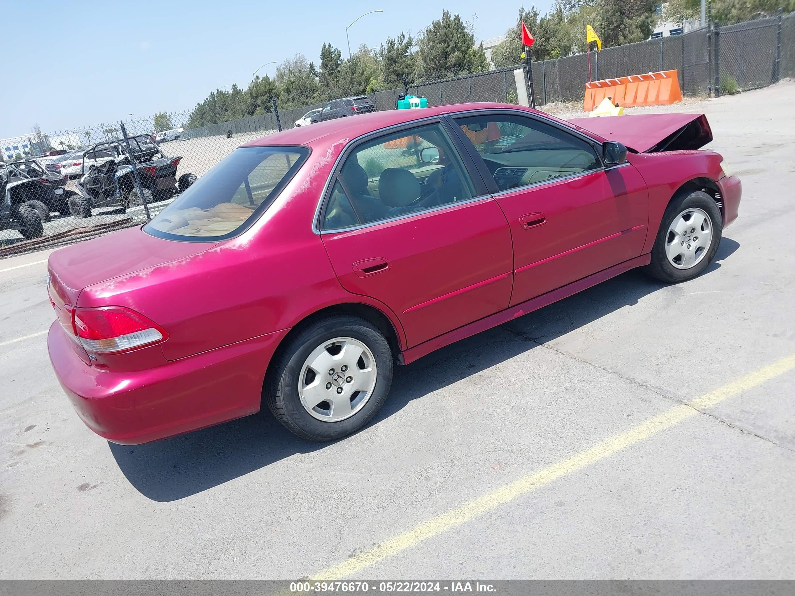 Photo 3 VIN: 1HGCG16592A031781 - HONDA ACCORD 