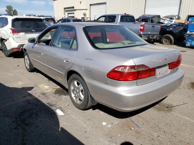 Photo 1 VIN: 1HGCG1659WA034475 - HONDA ACCORD 