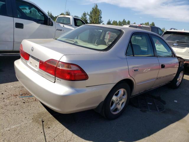 Photo 2 VIN: 1HGCG1659WA034475 - HONDA ACCORD 