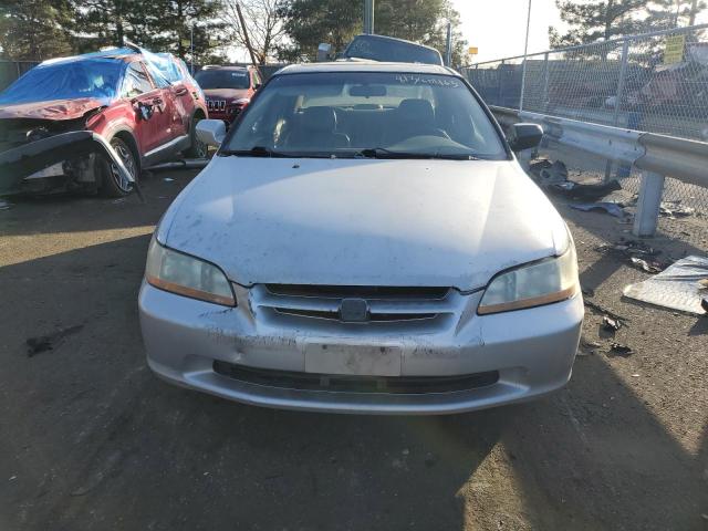 Photo 4 VIN: 1HGCG1659XA051066 - HONDA ACCORD 