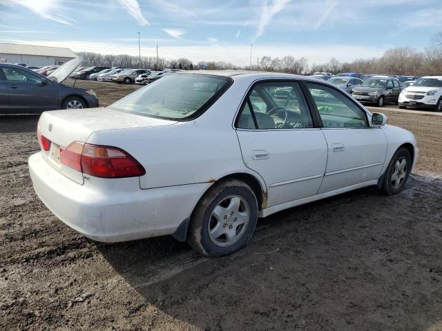 Photo 2 VIN: 1HGCG1659YA057855 - HONDA ACCORD 