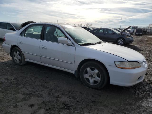 Photo 3 VIN: 1HGCG1659YA057855 - HONDA ACCORD 