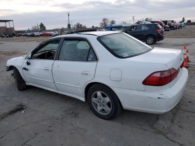 Photo 1 VIN: 1HGCG1659YA097899 - HONDA ACCORD 