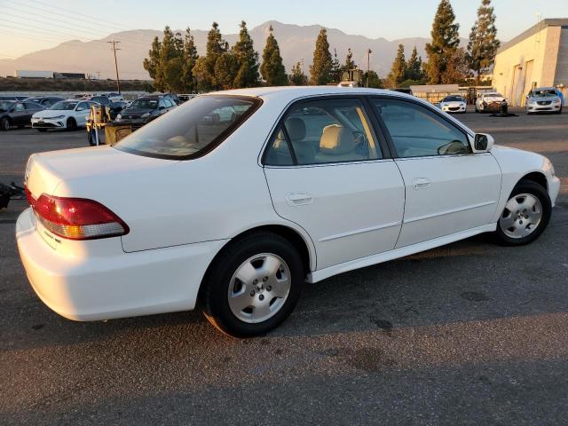 Photo 2 VIN: 1HGCG165X1A041461 - HONDA ACCORD EX 