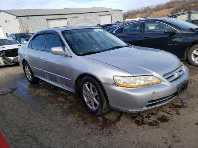 Photo 3 VIN: 1HGCG165X1A041492 - HONDA ACCORD 