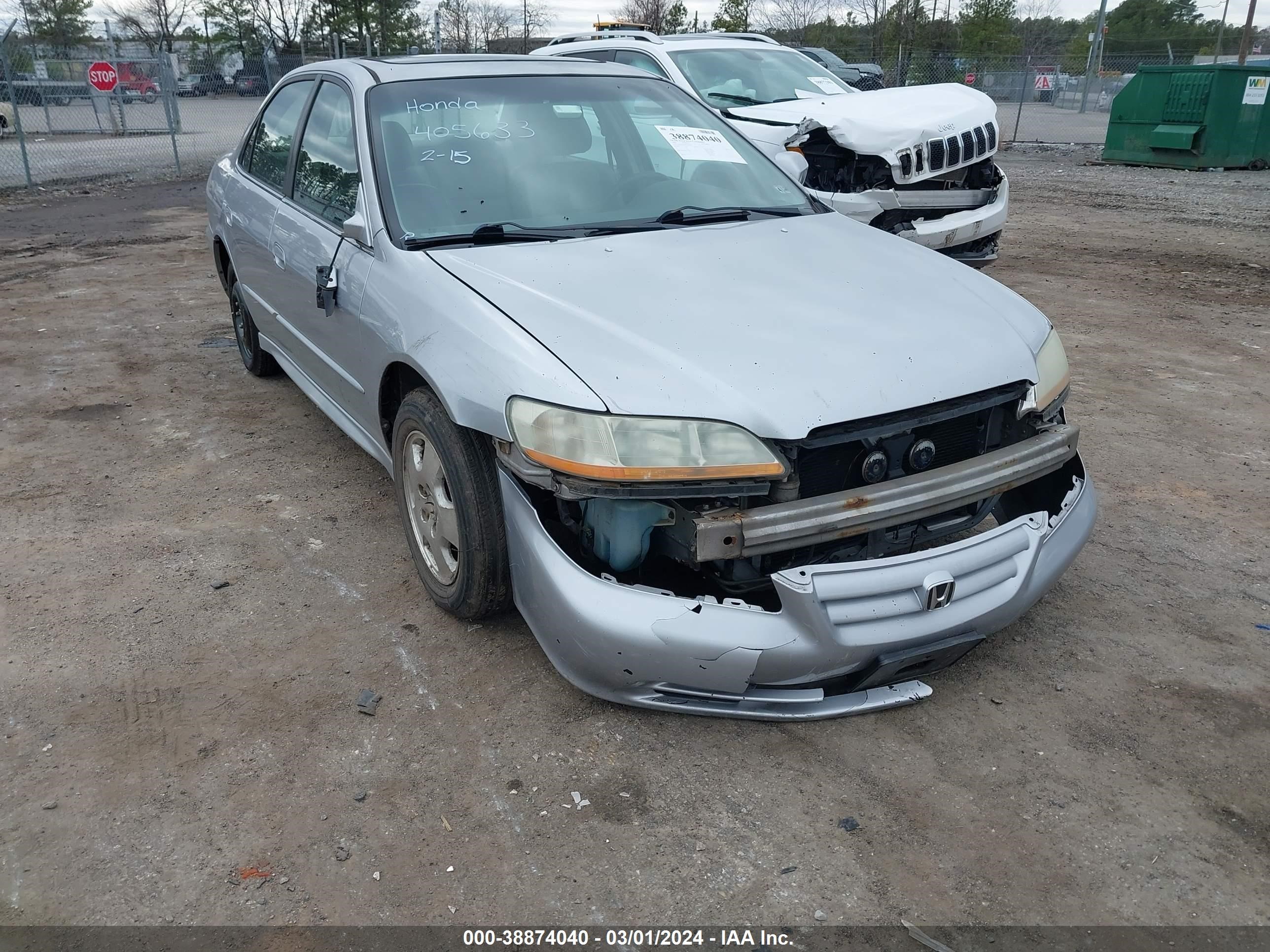 Photo 5 VIN: 1HGCG165X2A004072 - HONDA ACCORD 