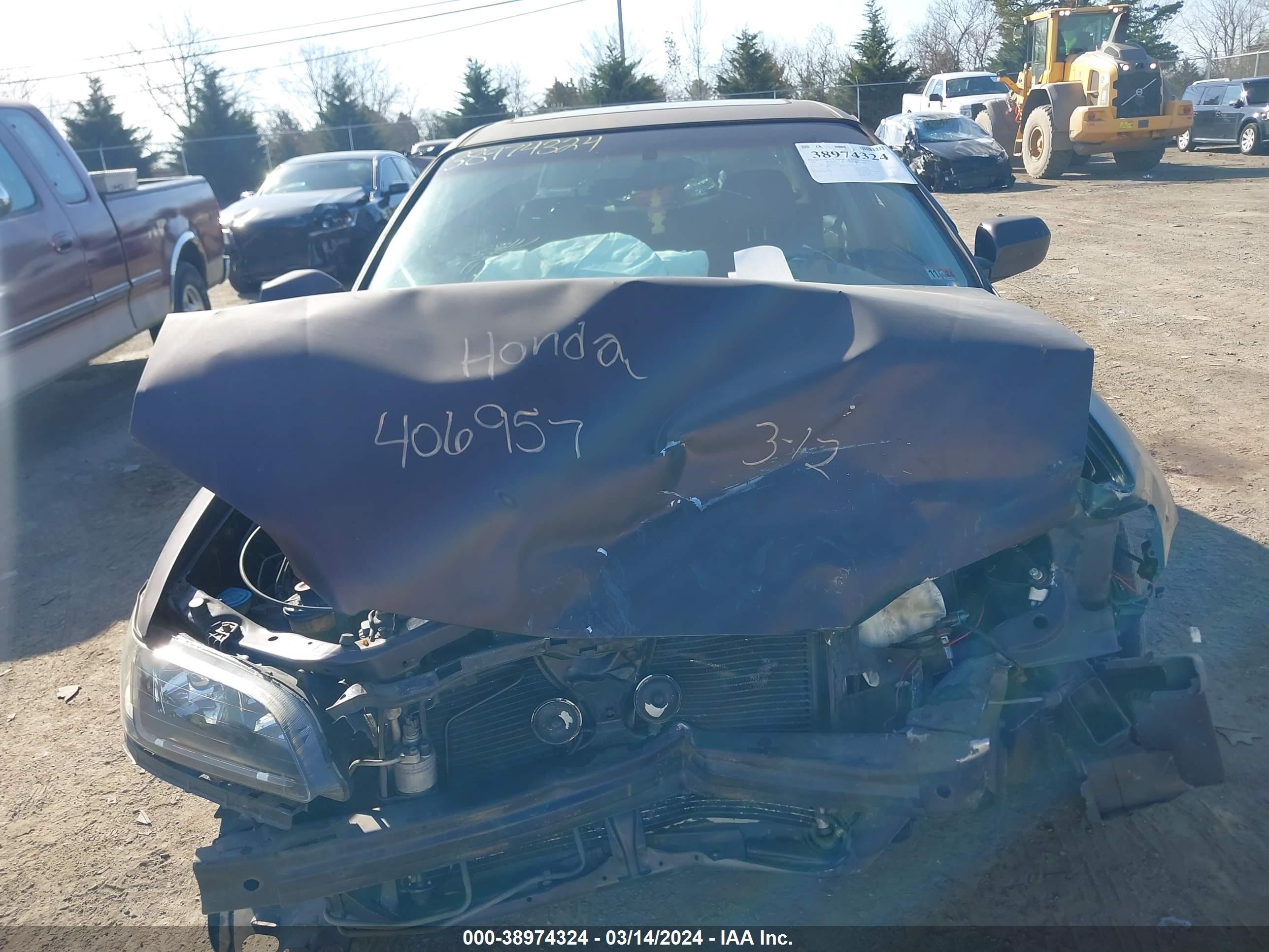 Photo 10 VIN: 1HGCG165XXA018738 - HONDA ACCORD 