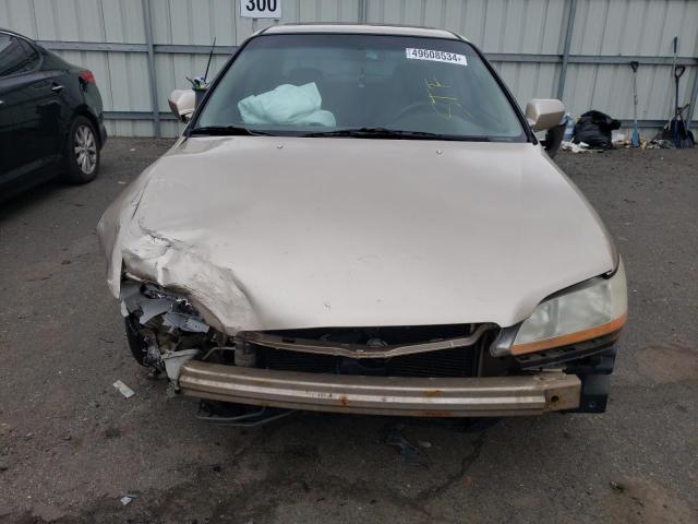 Photo 4 VIN: 1HGCG165XYA053605 - HONDA ACCORD 