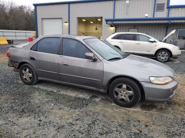 Photo 3 VIN: 1HGCG165XYA069173 - HONDA ACCORD 