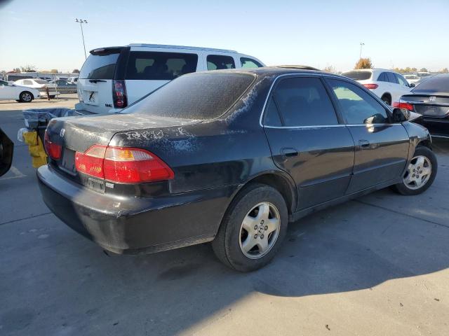 Photo 2 VIN: 1HGCG165XYA083929 - HONDA ACCORD 