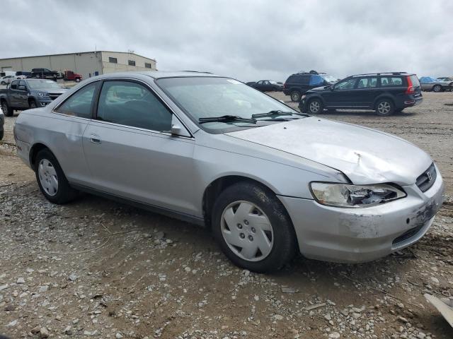 Photo 3 VIN: 1HGCG2243YA019914 - HONDA ACCORD LX 