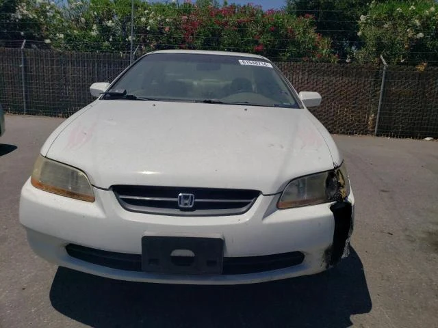 Photo 4 VIN: 1HGCG2245WA000830 - HONDA ACCORD LX 