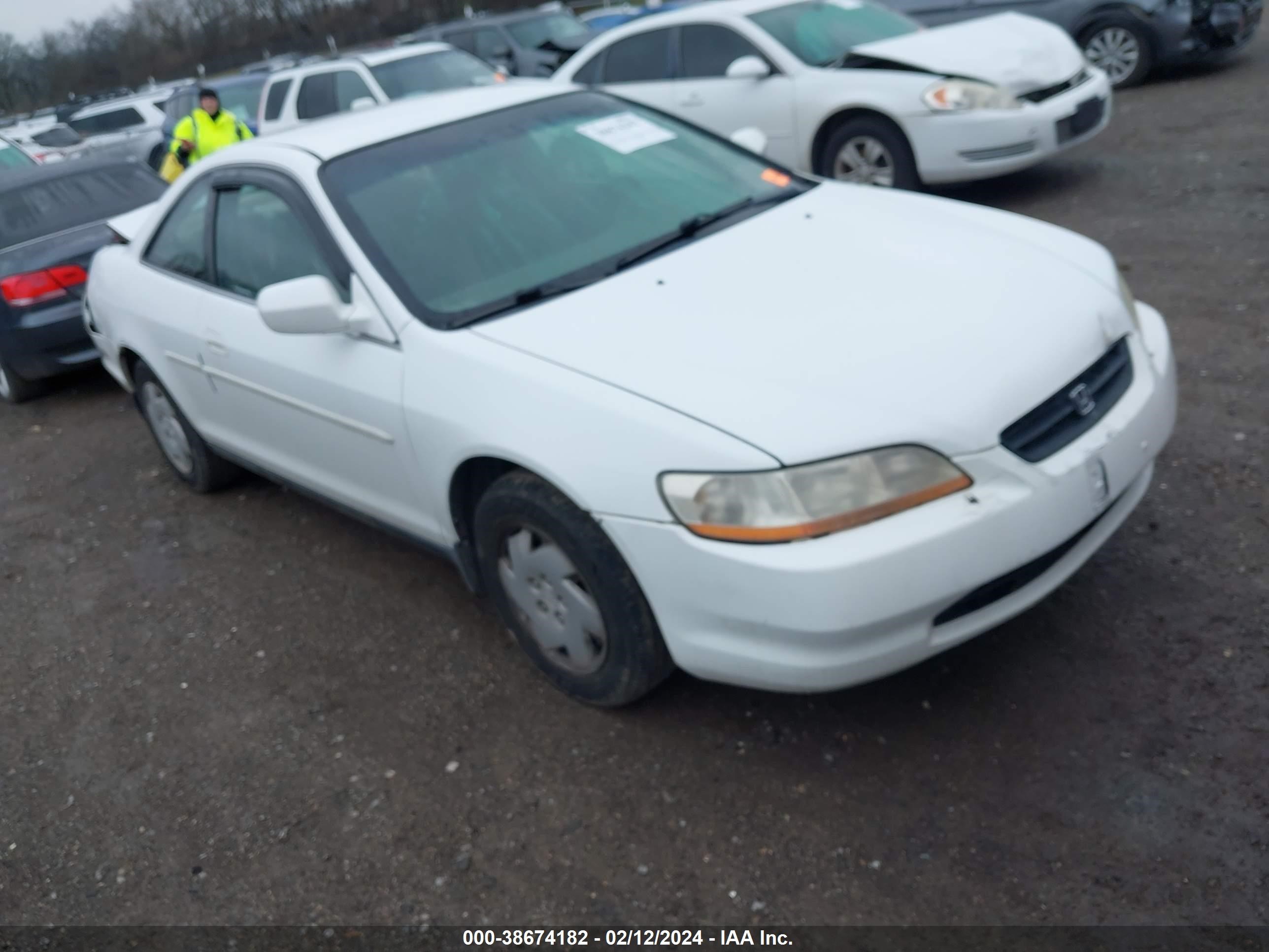 Photo 0 VIN: 1HGCG2245YA038092 - HONDA ACCORD 