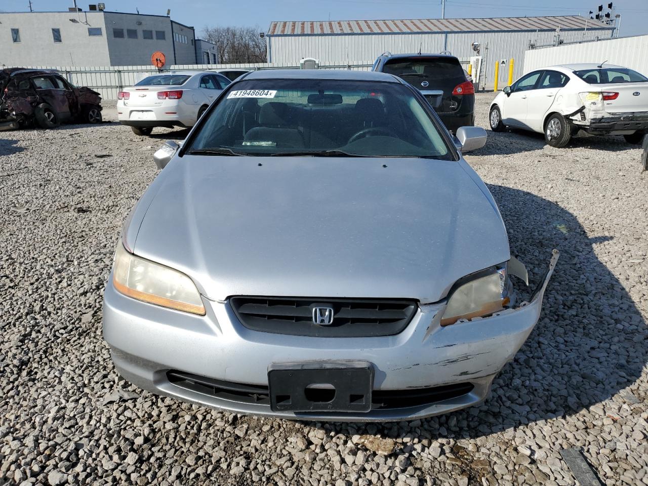 Photo 4 VIN: 1HGCG2246YA027683 - HONDA ACCORD 