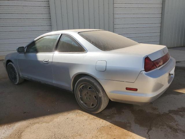 Photo 1 VIN: 1HGCG2247YA018135 - HONDA ACCORD LX 