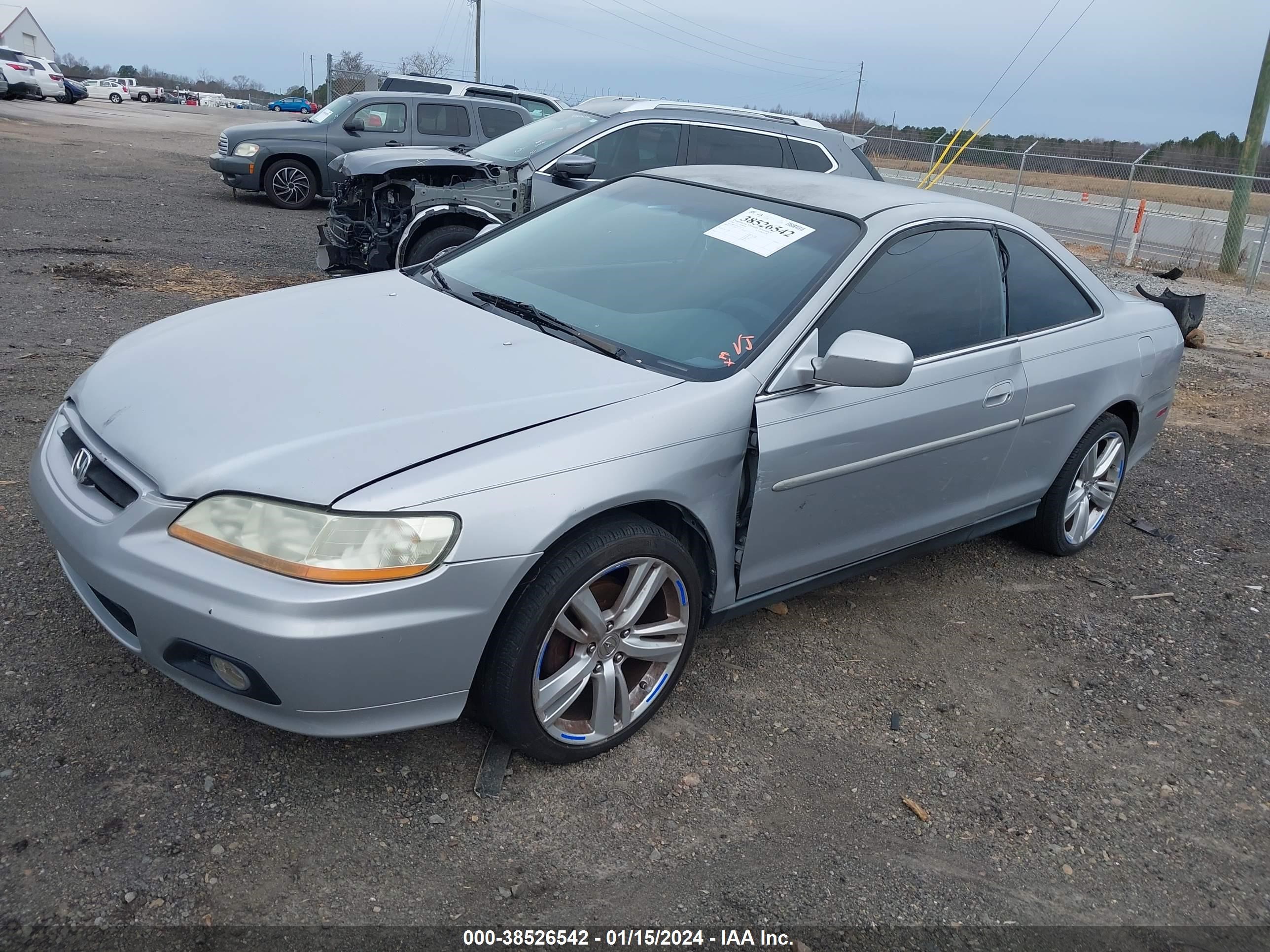 Photo 1 VIN: 1HGCG224X1A023383 - HONDA ACCORD 