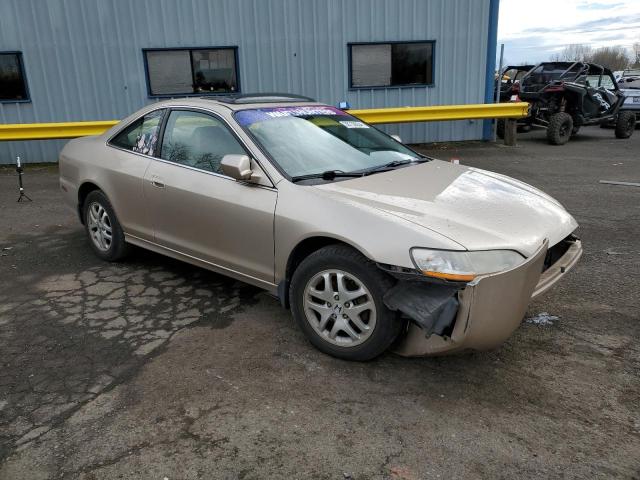 Photo 3 VIN: 1HGCG22501A000607 - HONDA ACCORD 