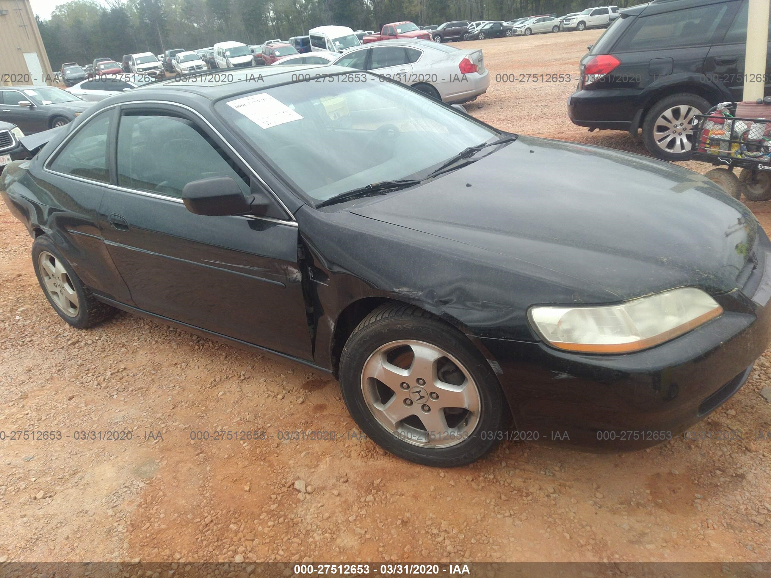 Photo 0 VIN: 1HGCG2250YA004313 - HONDA ACCORD 