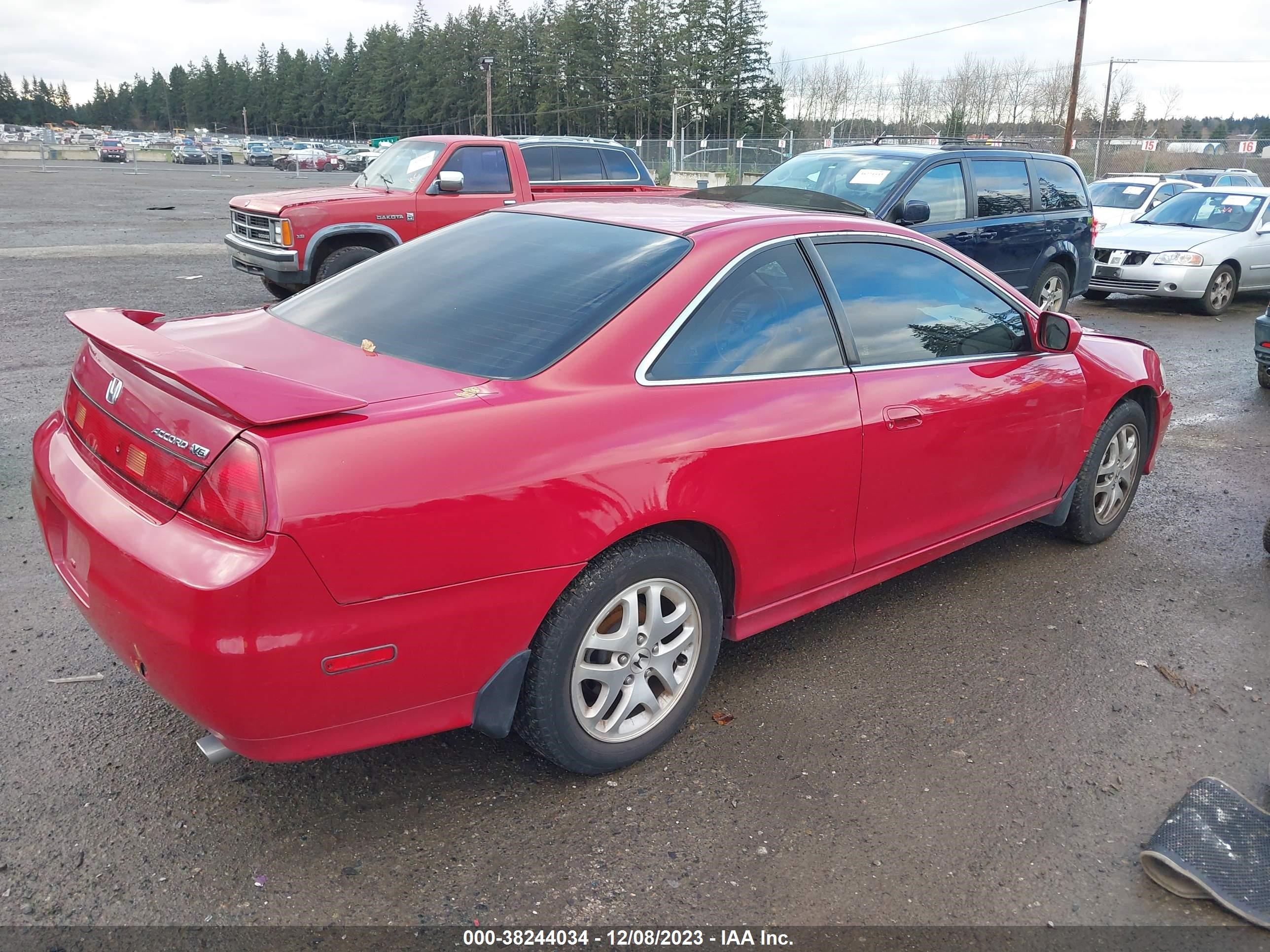 Photo 3 VIN: 1HGCG22532A011618 - HONDA ACCORD 