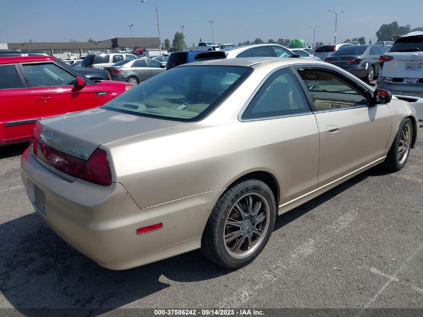 Photo 3 VIN: 1HGCG22582A008827 - HONDA ACCORD 