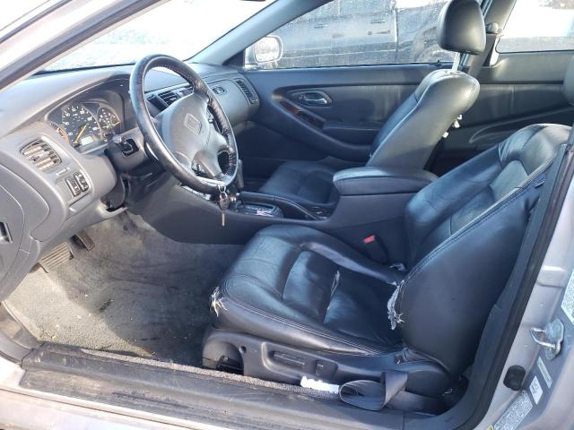 Photo 6 VIN: 1HGCG2258YA031890 - HONDA ACCORD 