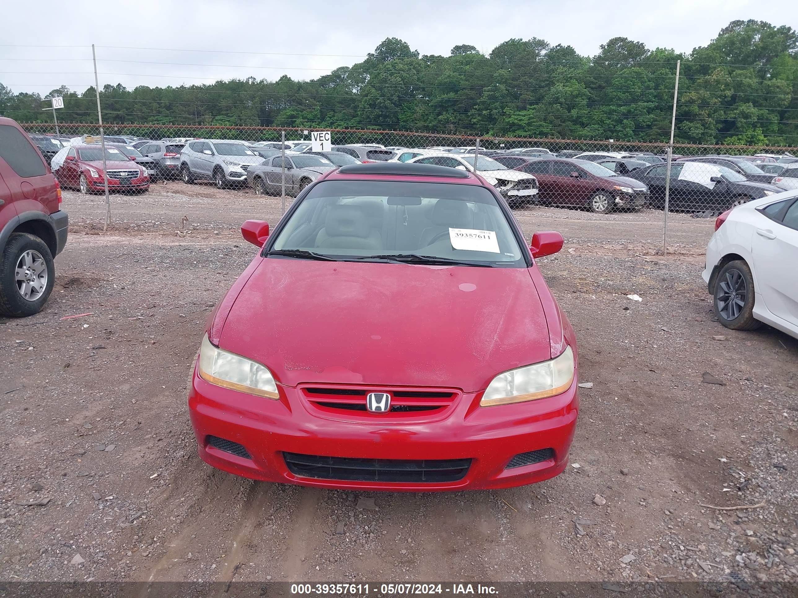 Photo 5 VIN: 1HGCG225X2A001751 - HONDA ACCORD 