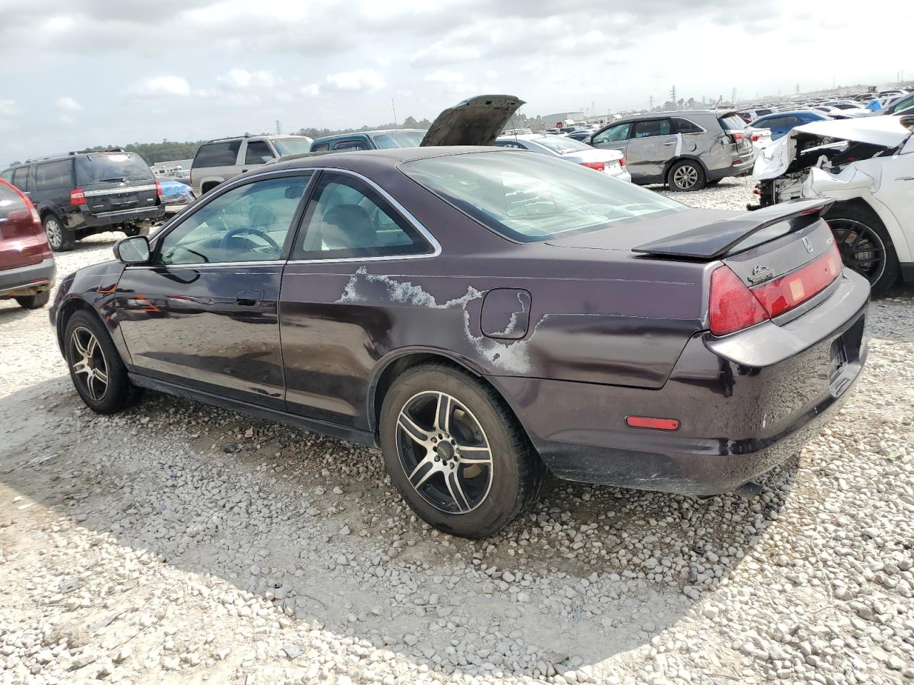 Photo 1 VIN: 1HGCG225XXA011090 - HONDA ACCORD 