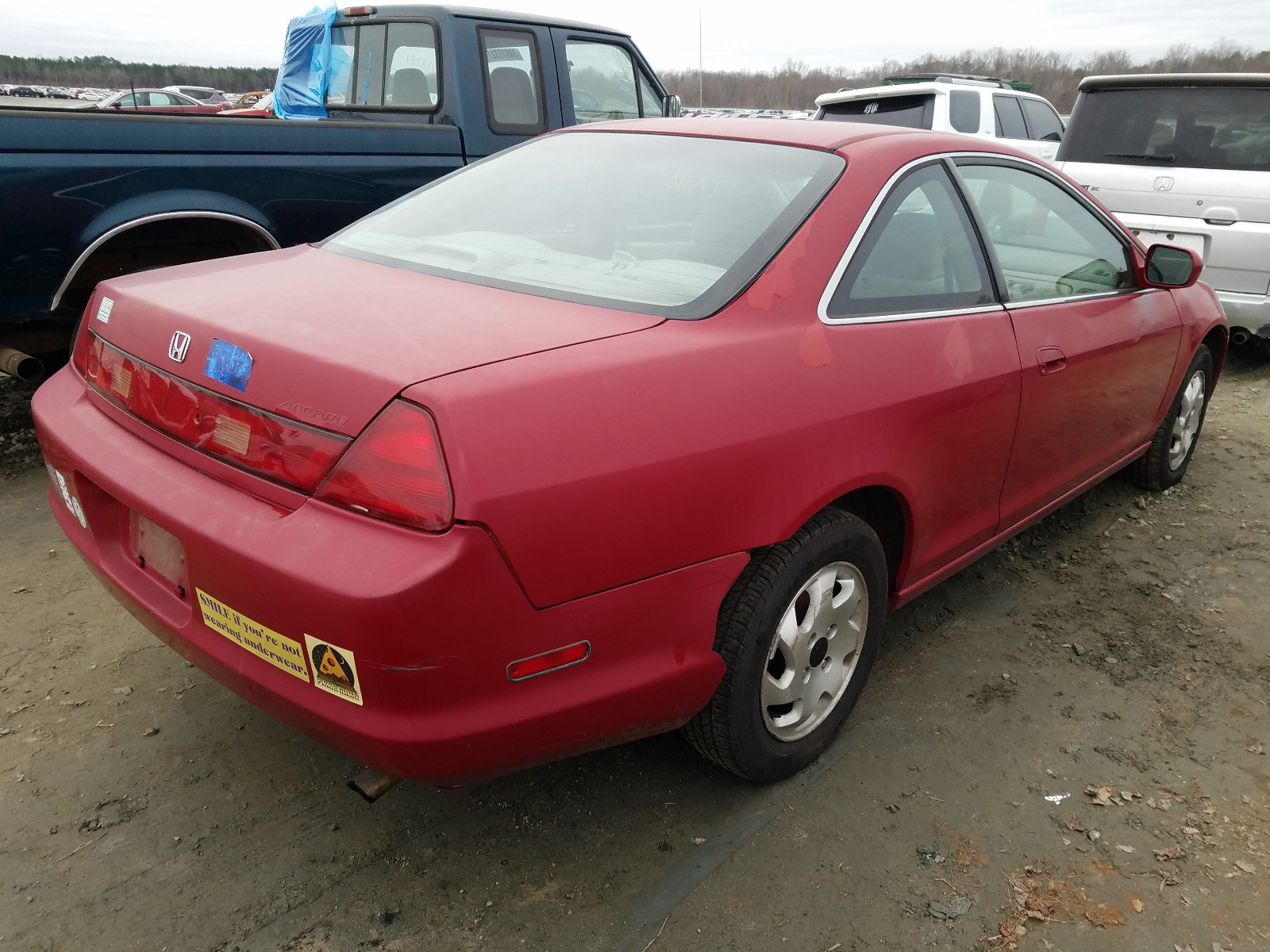 Photo 3 VIN: 1HGCG3152YA020200 - HONDA ACCORD EX 