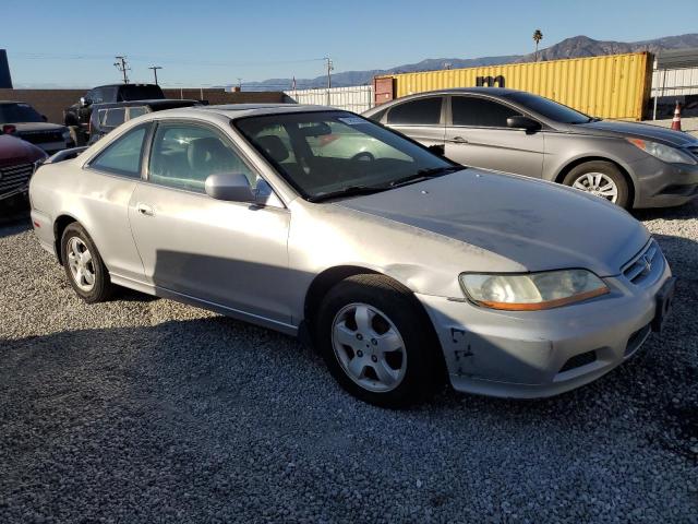 Photo 3 VIN: 1HGCG31582A011539 - HONDA ACCORD 