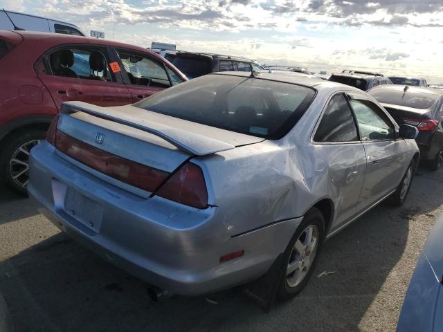 Photo 2 VIN: 1HGCG3177YA021019 - HONDA ACCORD 