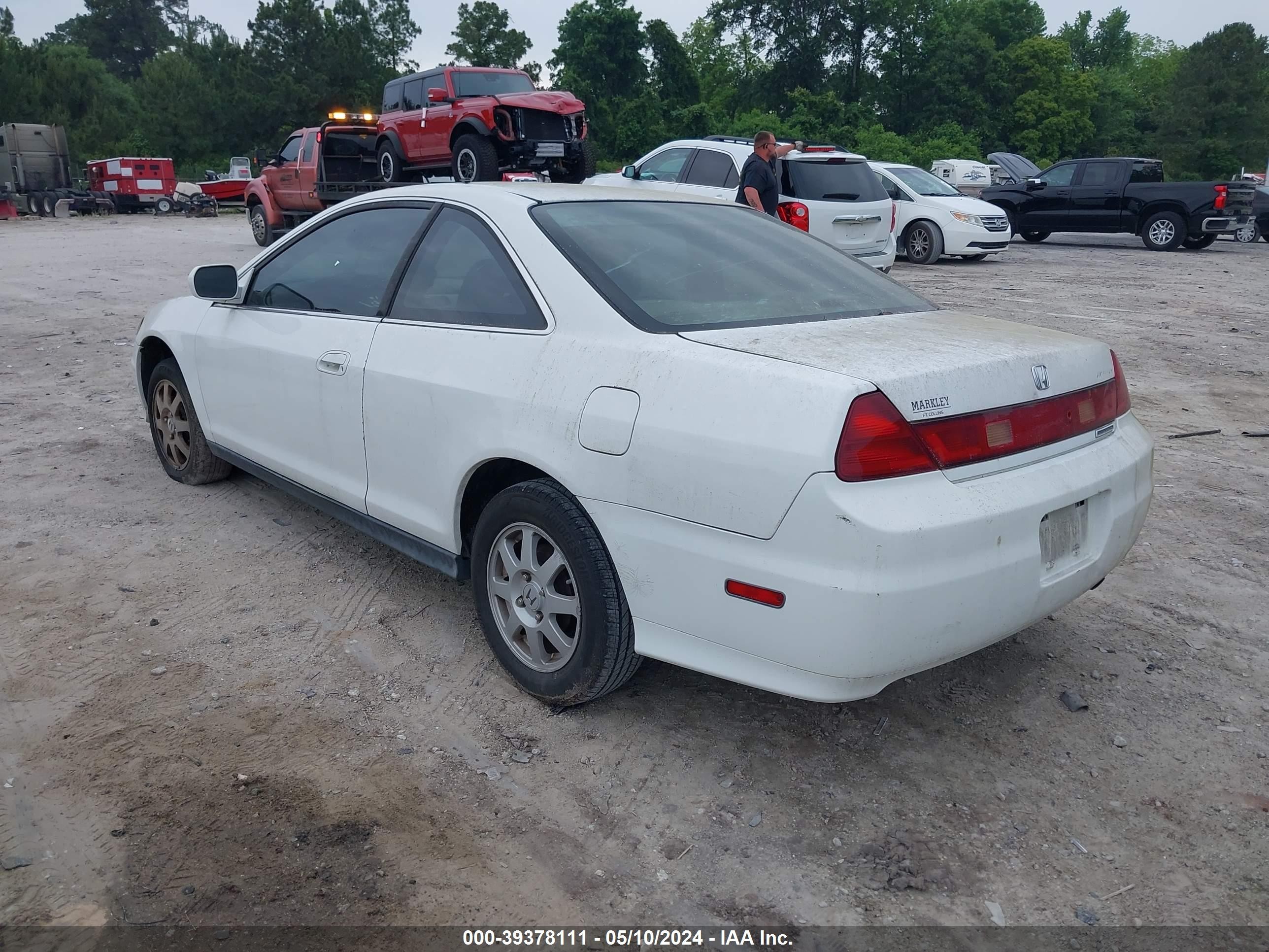 Photo 2 VIN: 1HGCG32162A036774 - HONDA ACCORD 