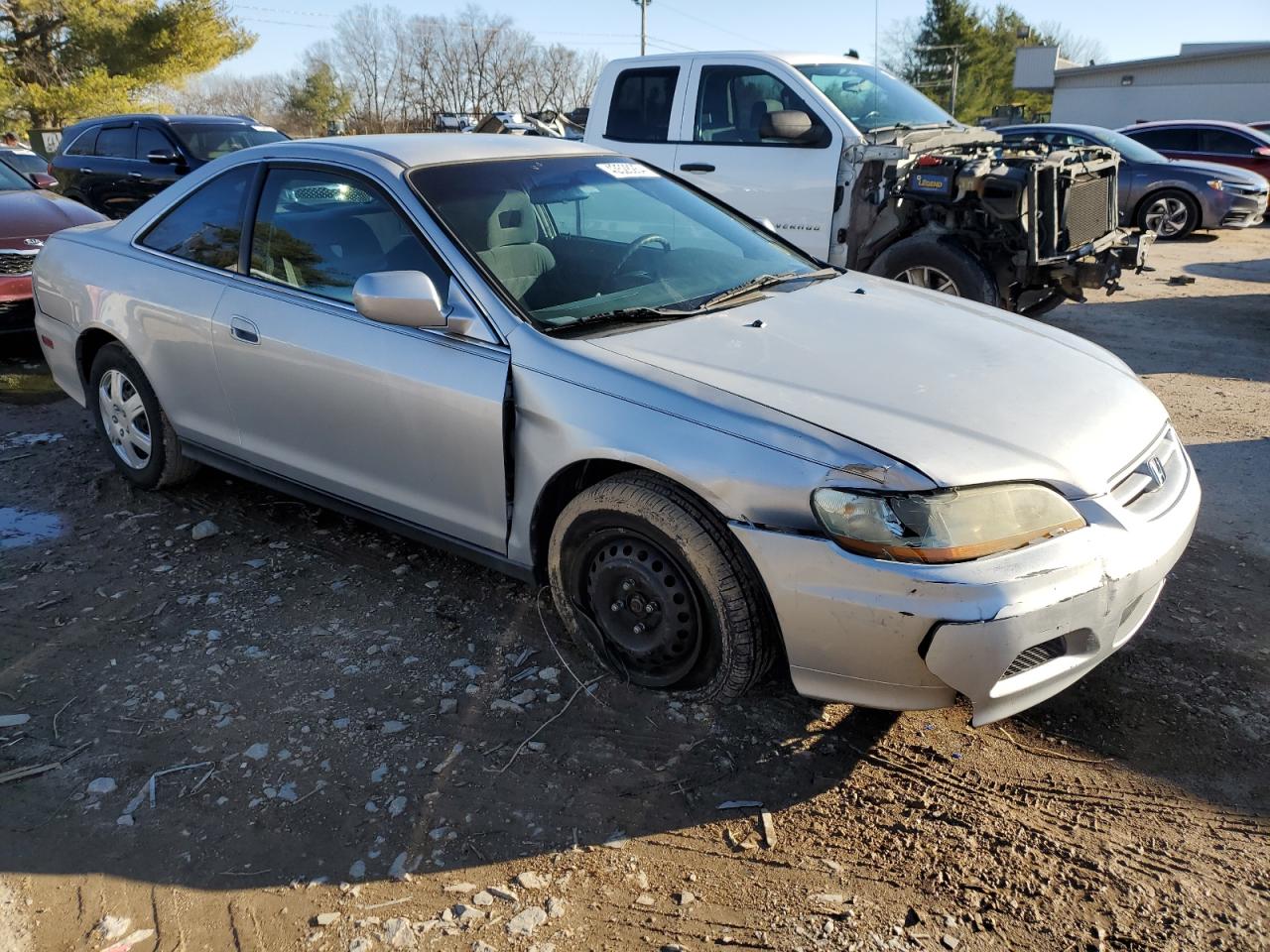 Photo 3 VIN: 1HGCG32402A004008 - HONDA ACCORD 