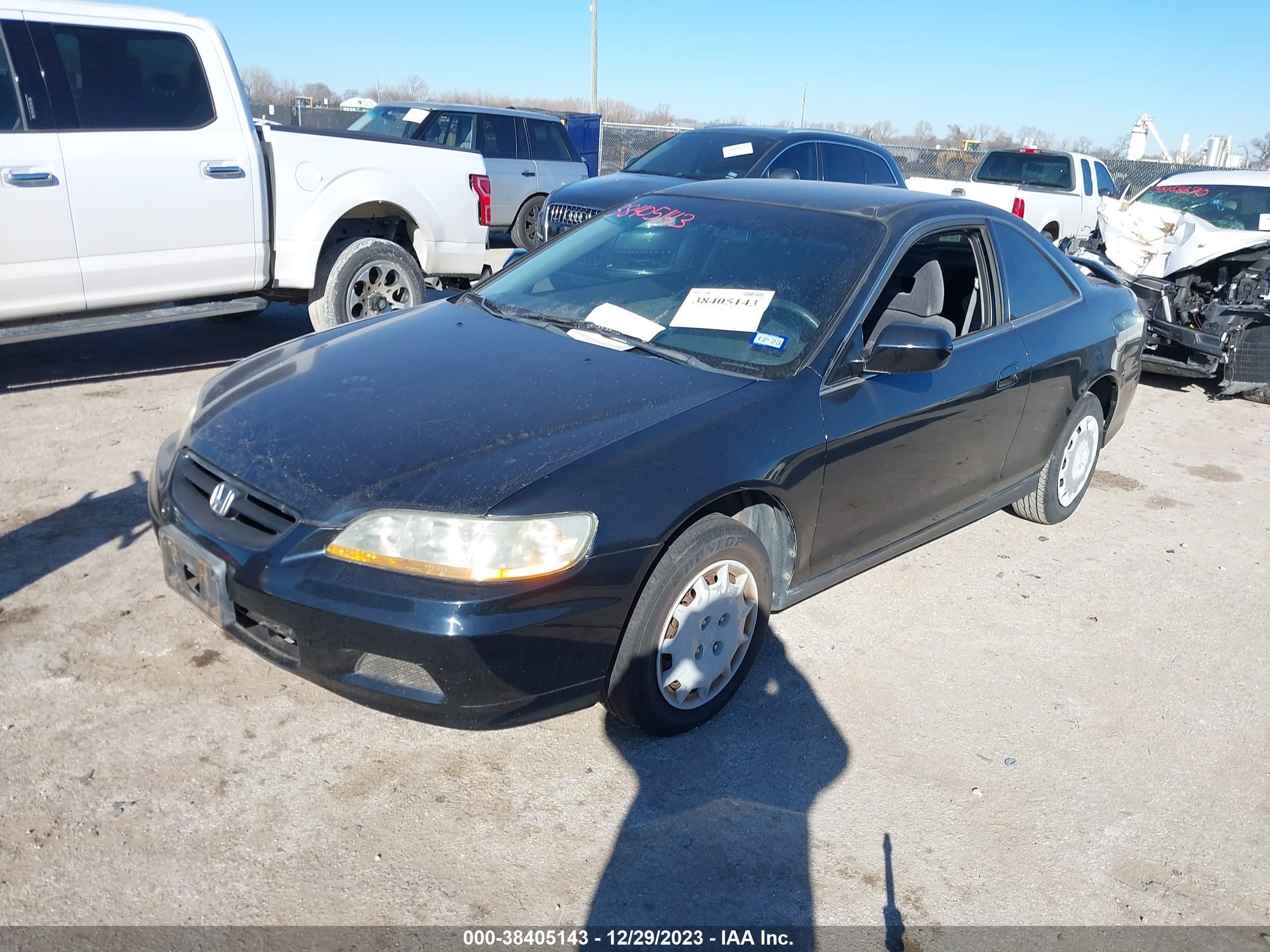 Photo 1 VIN: 1HGCG32421A016935 - HONDA ACCORD 